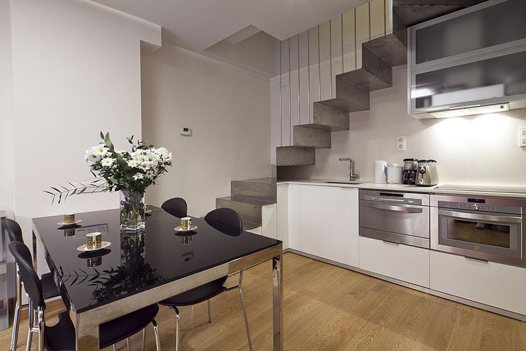 Apartment Barcelona Rentals - Pool Terrace In City Center 외부 사진