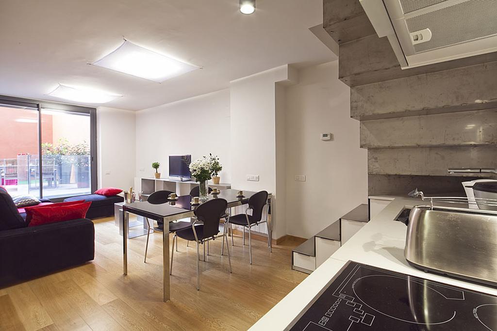 Apartment Barcelona Rentals - Pool Terrace In City Center 외부 사진