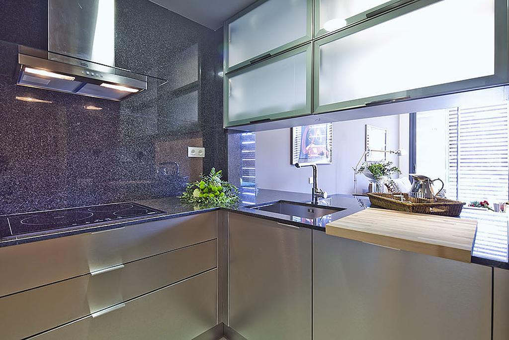 Apartment Barcelona Rentals - Pool Terrace In City Center 외부 사진