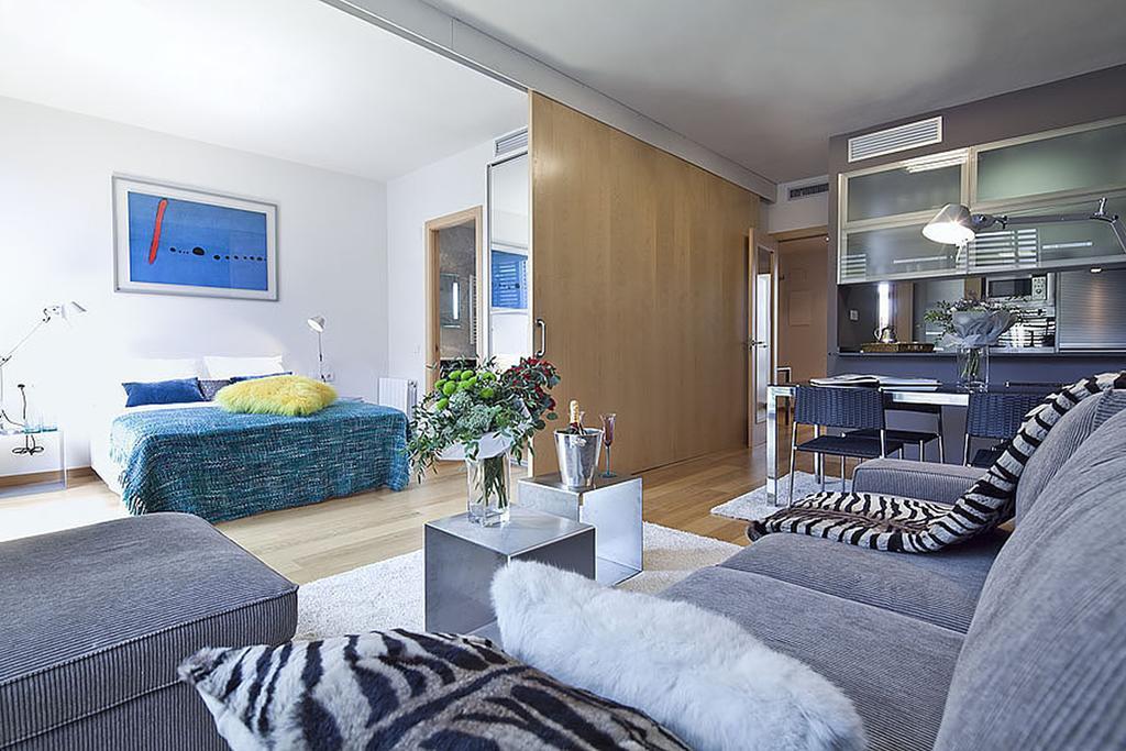 Apartment Barcelona Rentals - Pool Terrace In City Center 외부 사진